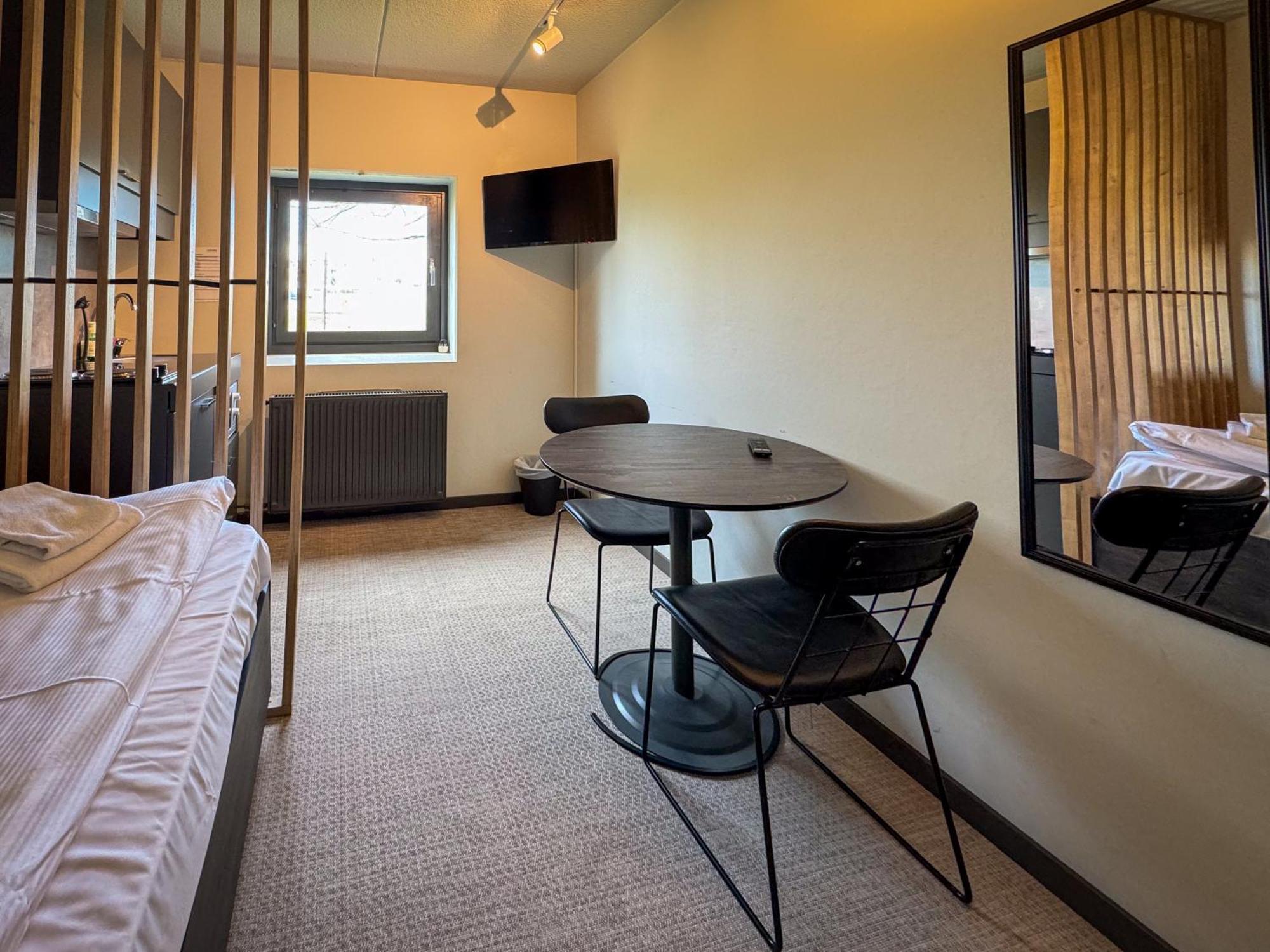 Joenkoeping Hotel Apartments المظهر الخارجي الصورة